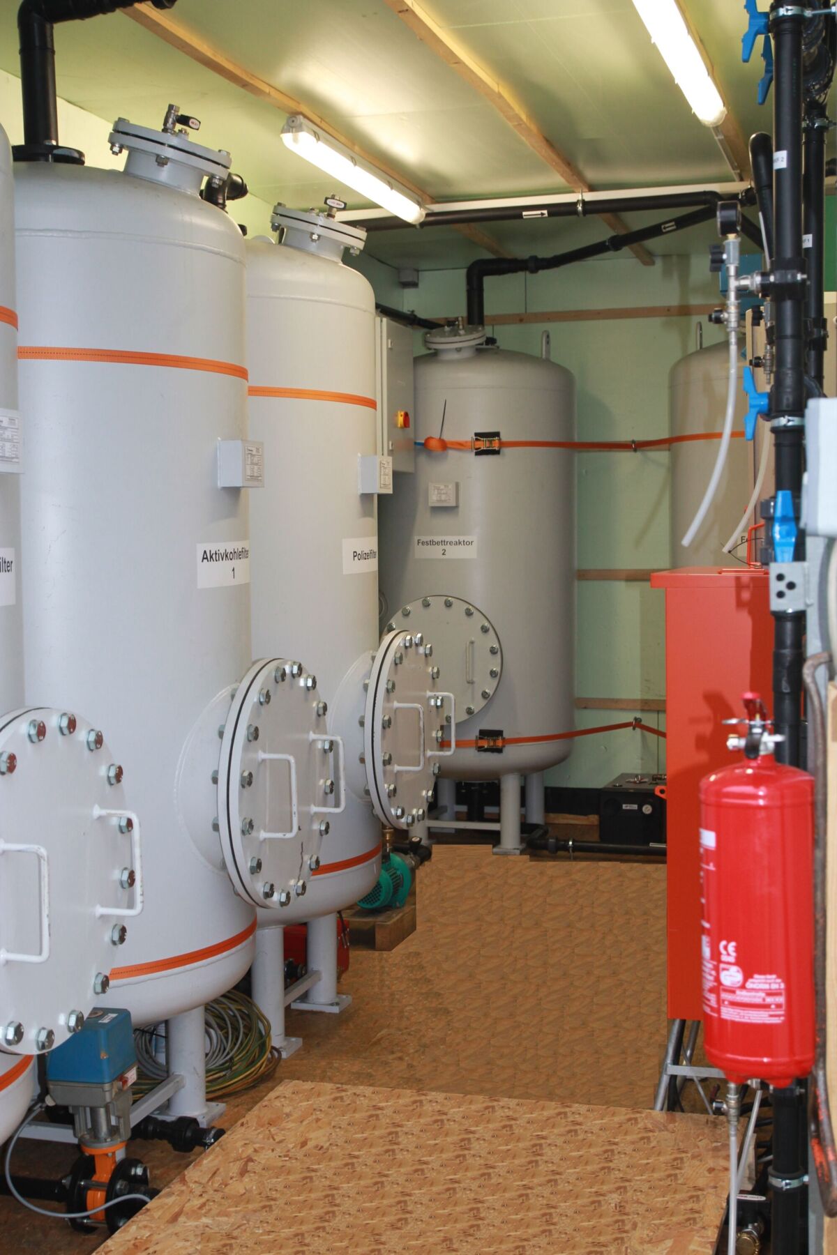 Bioreaktoren und Aktivkohlefilter